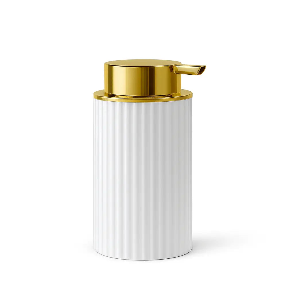 Dispenser manual de sabão branco com tampa cromada.