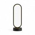 Luminária de cabeceira LED com design moderno e iluminação ajustável, ideal para criar ambientes aconchegantes e confortáveis no quarto.