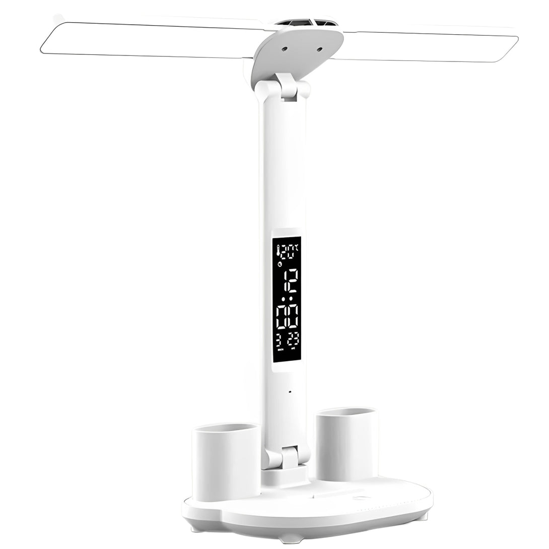 Candeeiro de Mesa LED com Relógio exibindo seu design de duas cabeças e formato dobrável, ideal para proporcionar iluminação suave e proteger os olhos durante leituras ou trabalhos prolongados.