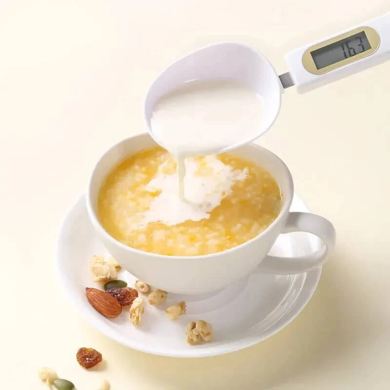 Colher de medida digital com design prático e leve, perfeita para o dia a dia na cozinha.