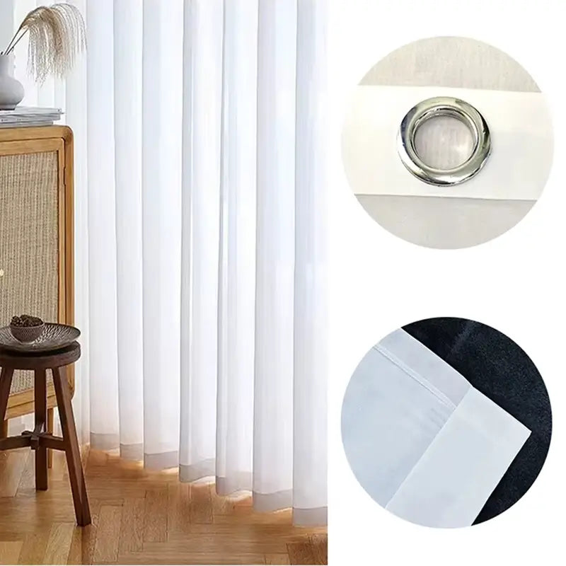 Cortina de tule voile em um quarto, adicionando charme e sofisticação ao espaço.