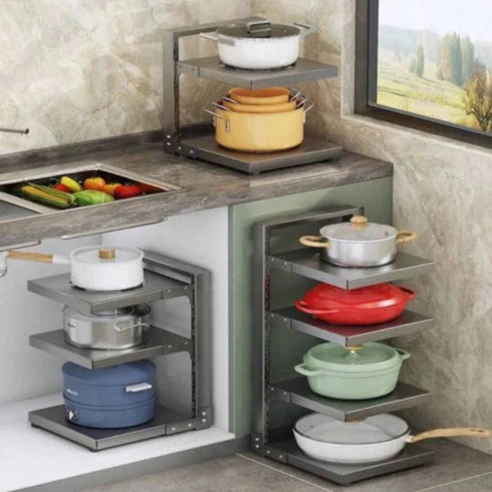 Organizador de panelas com 5 níveis ajustáveis ideal para cozinhas com pouco espaço.