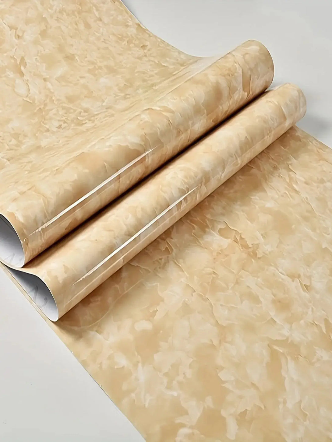 Papel autoadesivo de mármore que permite fácil remoção sem danos, ideal para projetos temporários