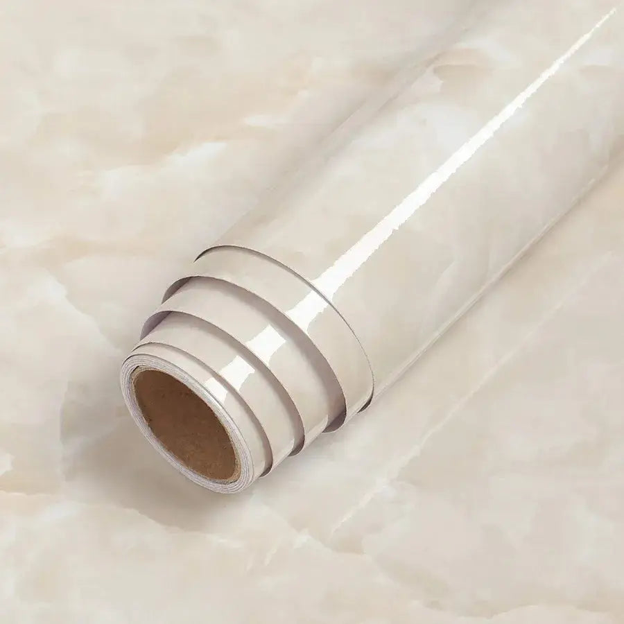 Papel marmorizado autoadesivo ideal para decorar ambientes modernos com requinte
