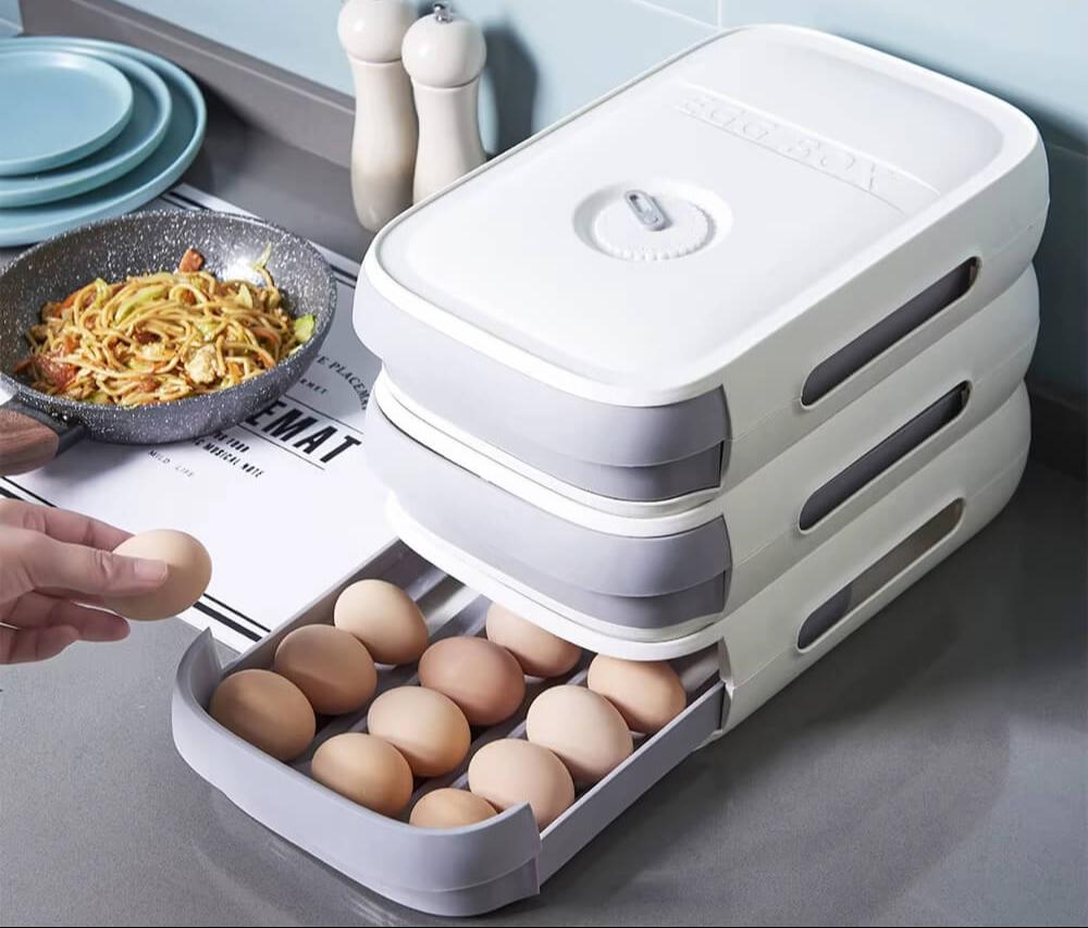 Suporte de Ovos Empilhável com Gaveta, com estrutura resistente e design moderno para otimizar o armazenamento na cozinha.